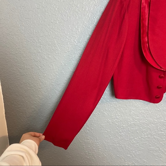 VINTAGE S.L. FASHION RED DOUBLE COLAR CROP BLAZER - Picture 2 of 8